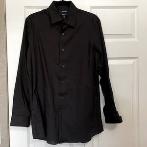 Apt. 9 long sleeve button down dress shirt.